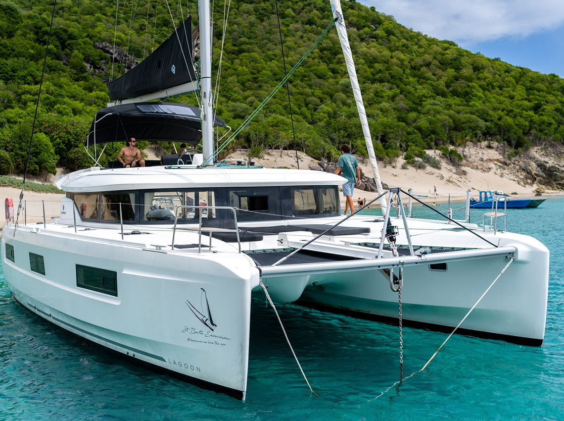 Book on the catamaran rendez-vous st barth